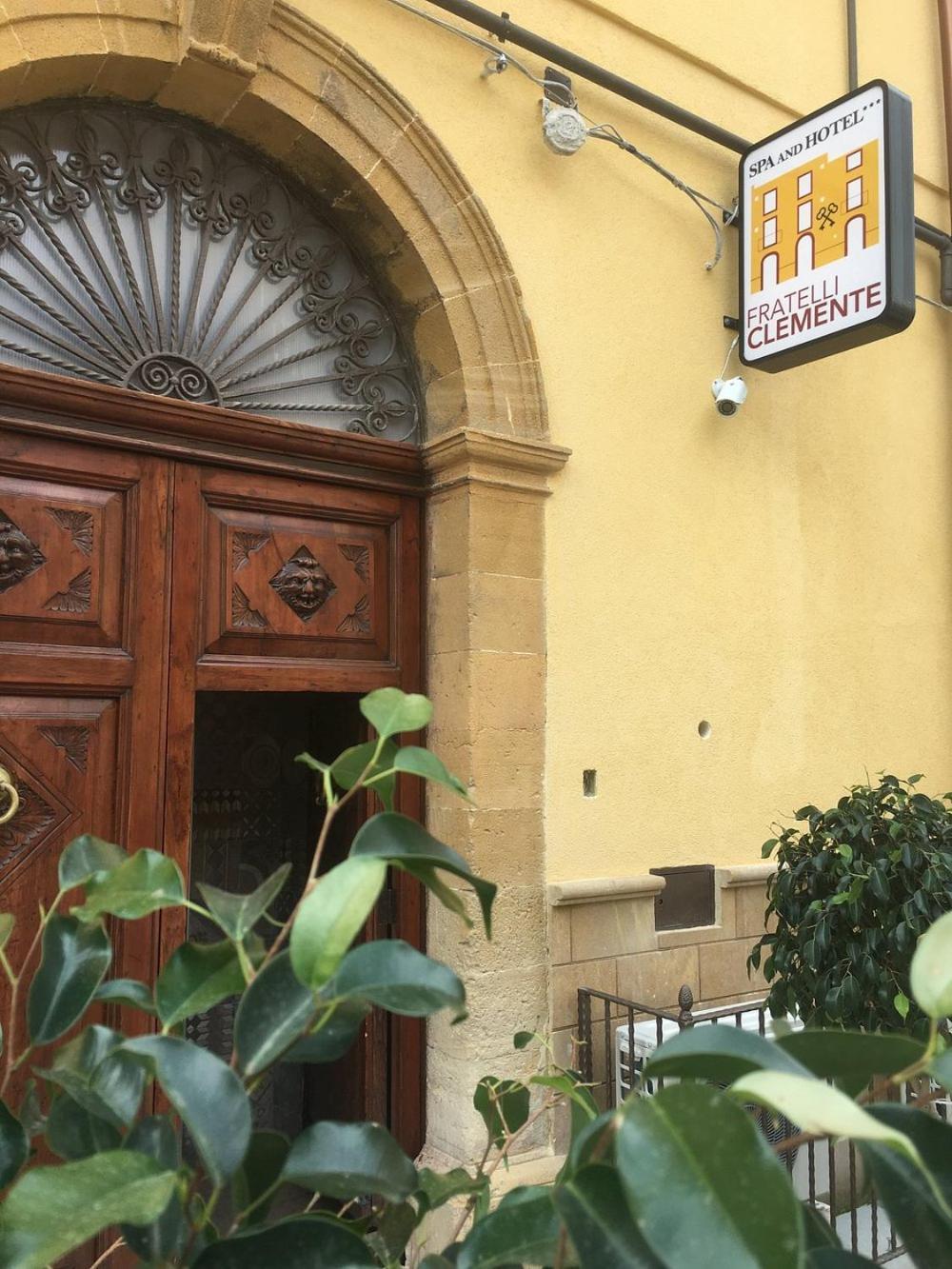 Fratelli Clemente Spa And Hotel Castelvetrano Bagian luar foto